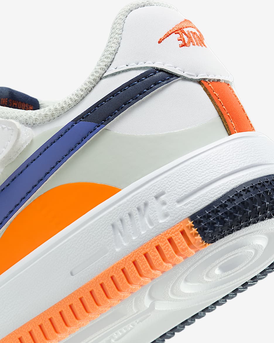 Nike Force 1 Low LV8 2 EasyOn Little Kids Shoes. Nike